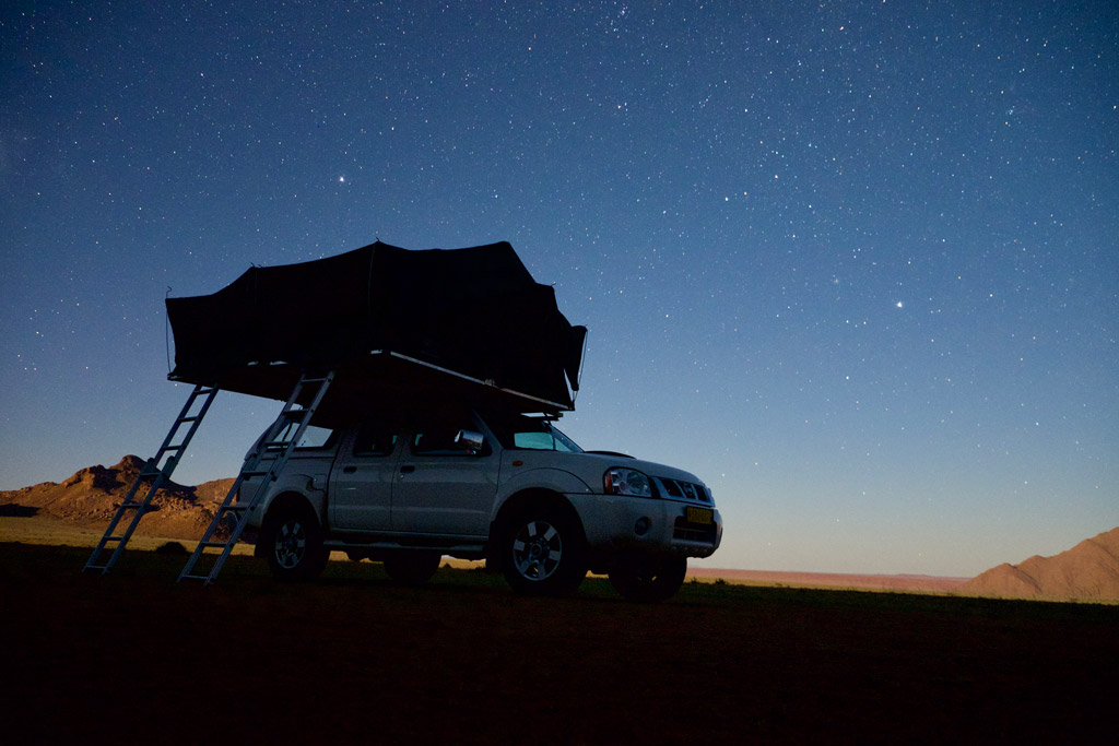 Partir à l'Aventure: Voyager en Namibie en Autotour, un Défi Passionnant !