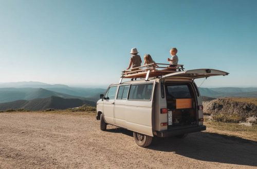 Voyager en van avec des enfants : organiser un road trip familial serein