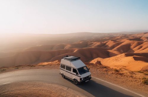 Voyage en van au Maroc : itinéraires, conseils et spots incontournables pour un road trip inoubliable