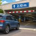 Norme hauteur parking public : les règles à connaître avant de voyager